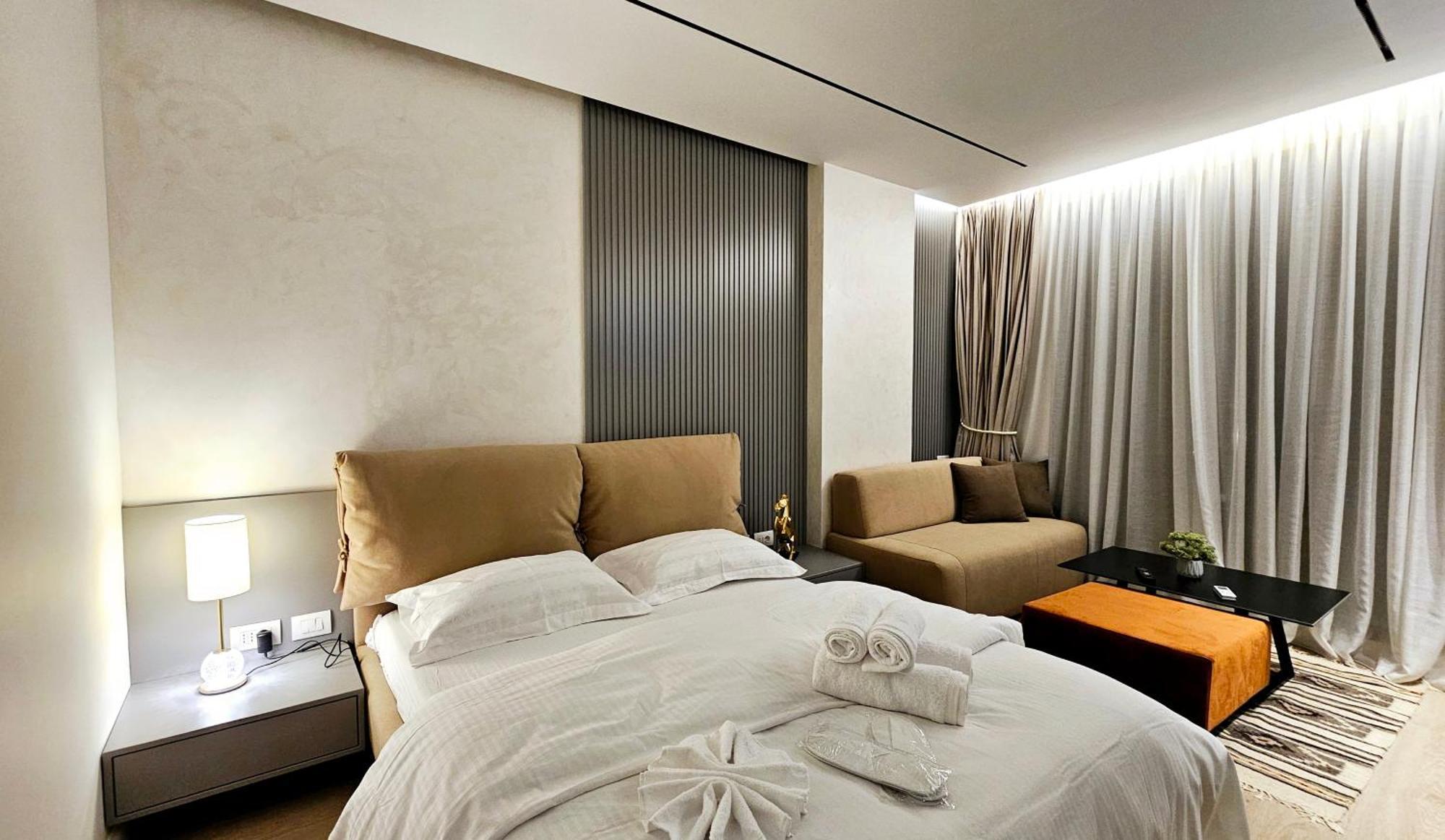 Center Apartment Easy_Luxury 地拉那 外观 照片