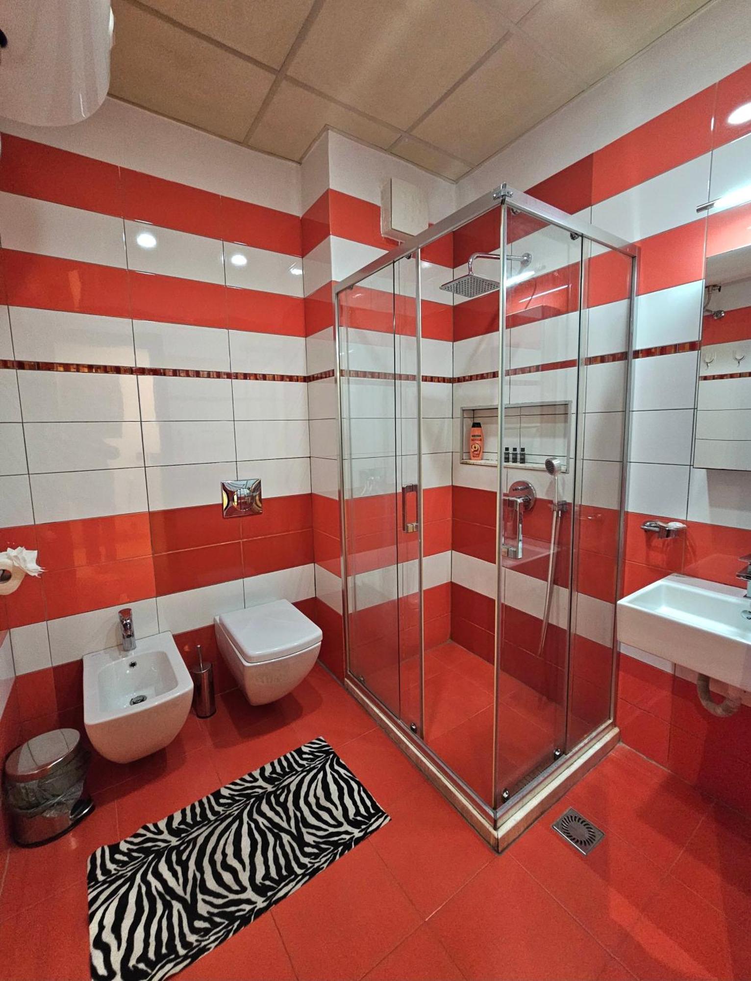 Center Apartment Easy_Luxury 地拉那 外观 照片