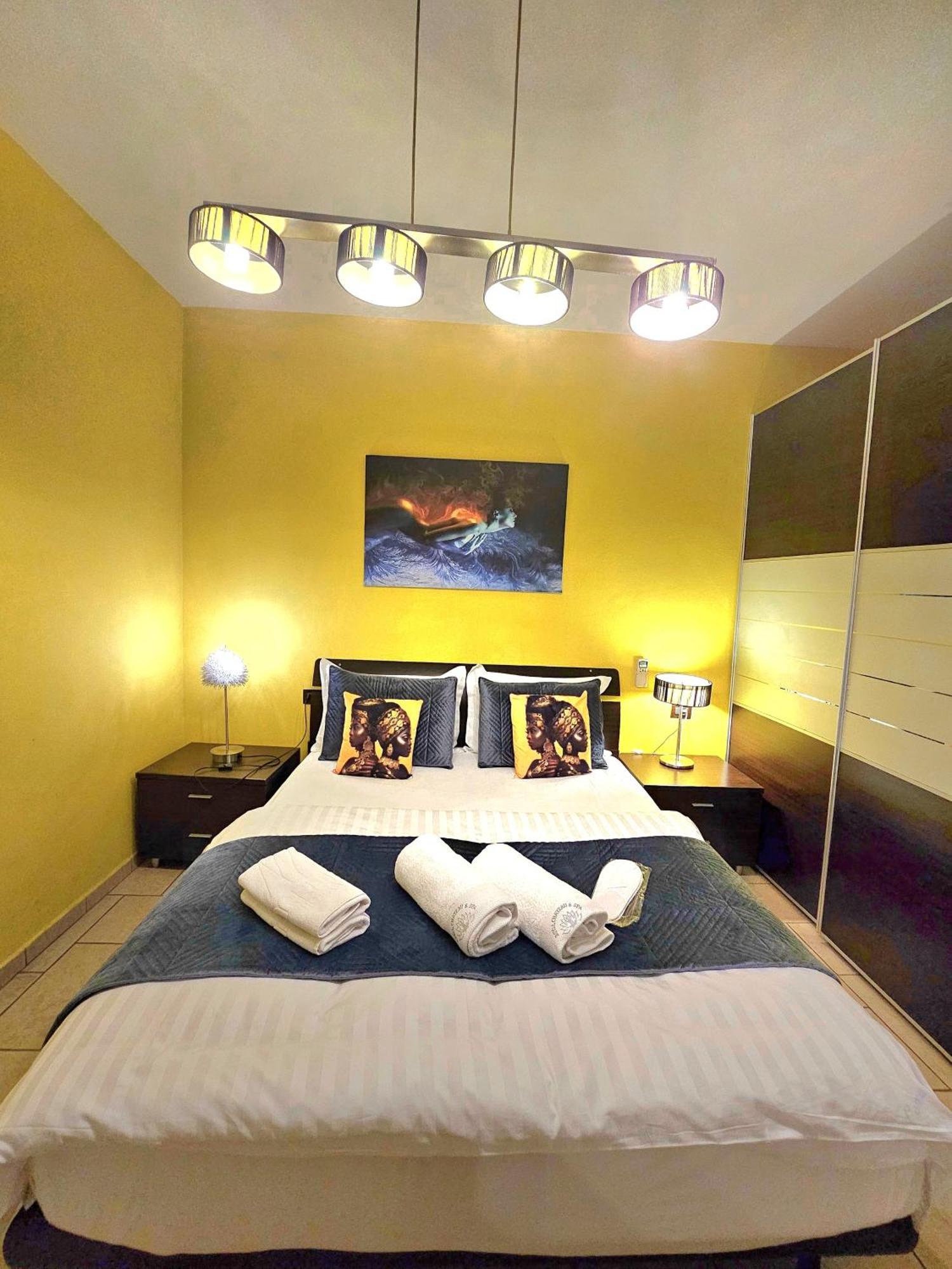 Center Apartment Easy_Luxury 地拉那 外观 照片
