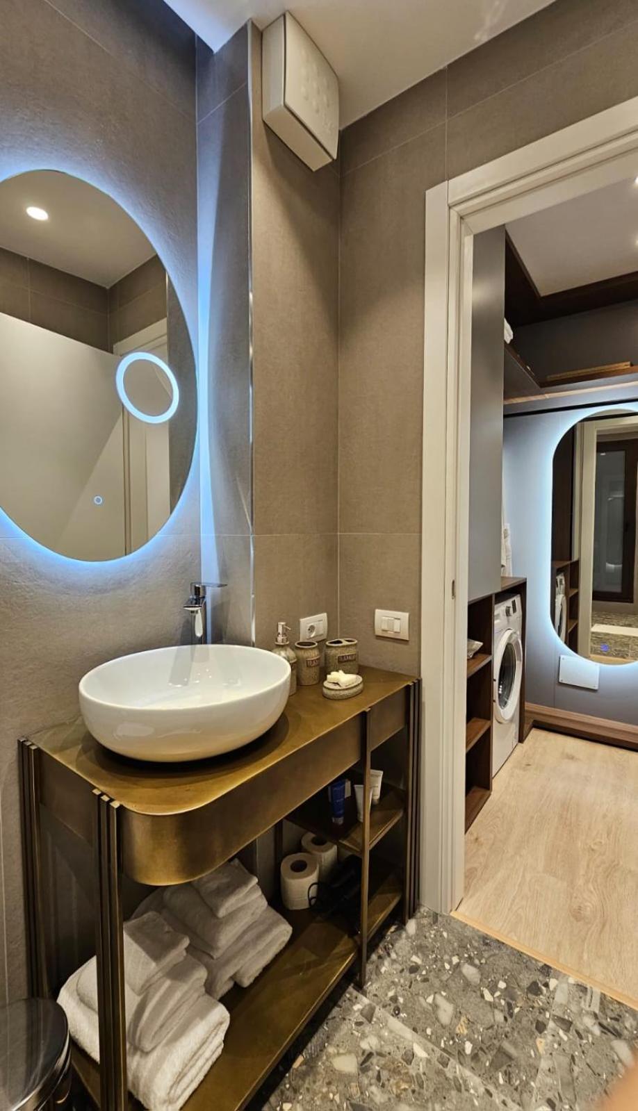 Center Apartment Easy_Luxury 地拉那 外观 照片