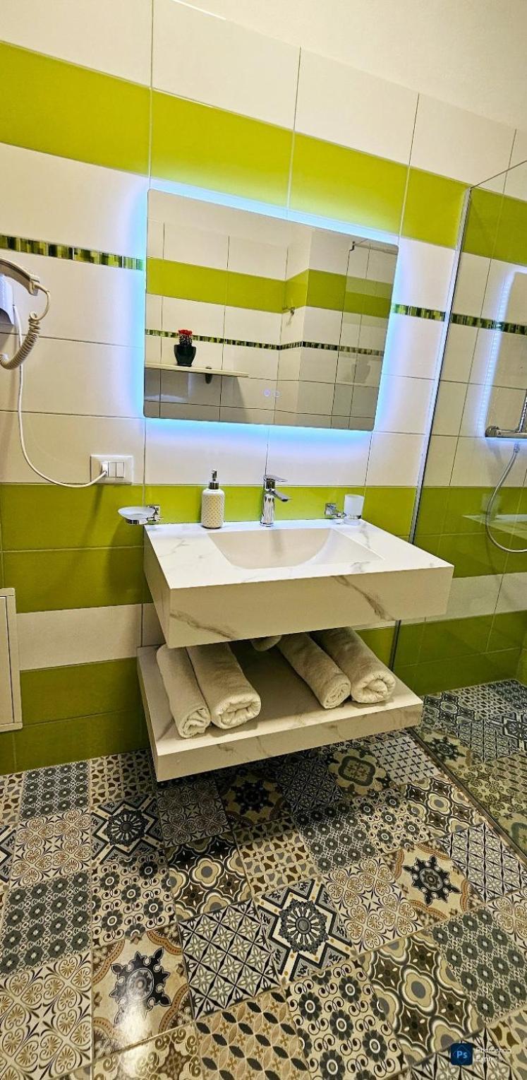 Center Apartment Easy_Luxury 地拉那 外观 照片